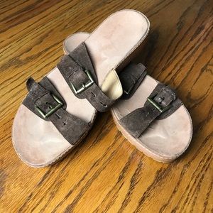 Nine West - Birkenstock style, size 6